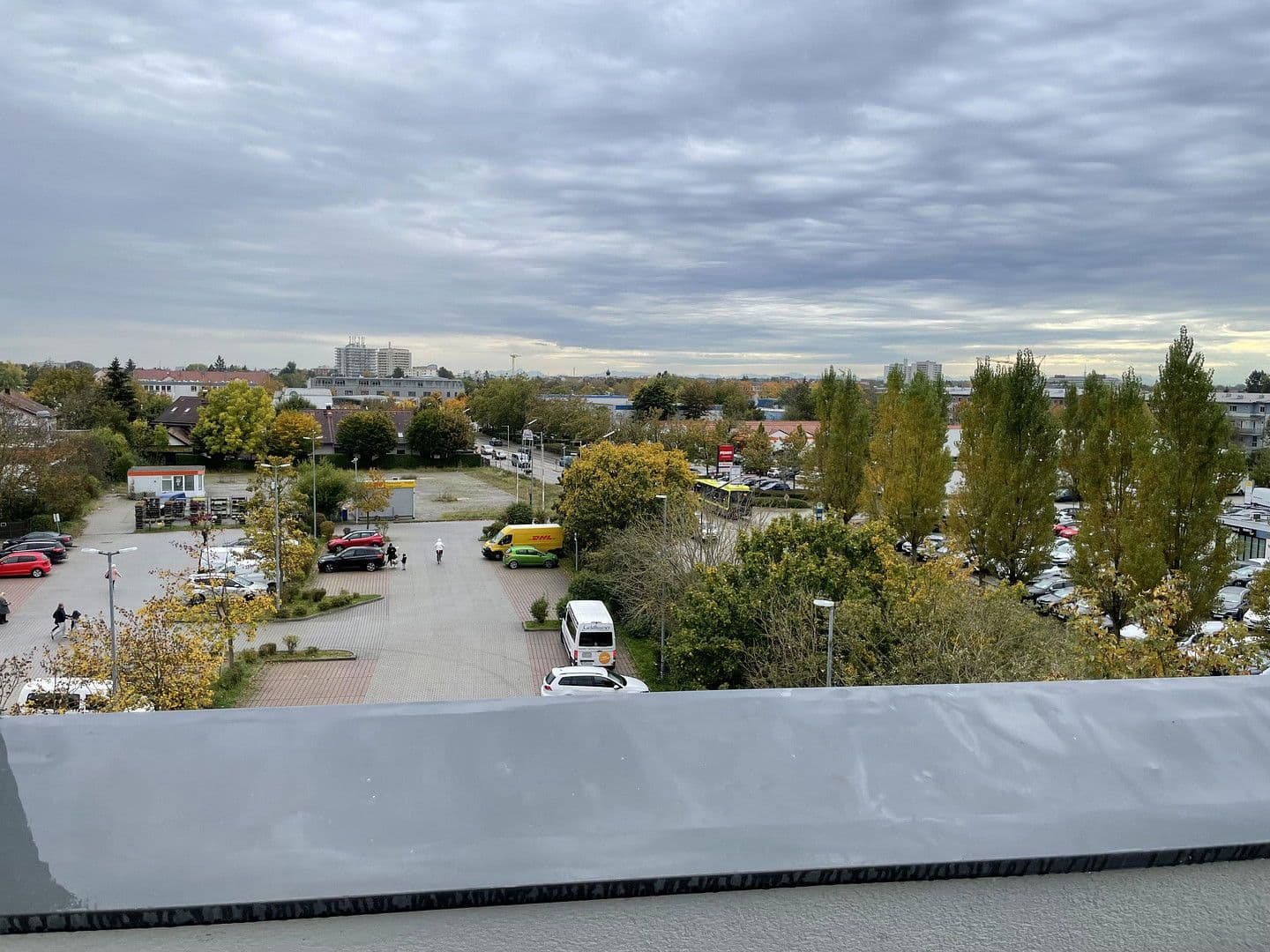 3 bedroom with open-plan kitchen flat to rent, 168 m², Max-Planck-Straße 17, Unterschleißheim, Bavaria 3 bedroom with open-plan kitchen flat to rent, 168 m², Max-Planck-Straße 17, Unterschleißheim, Bavaria