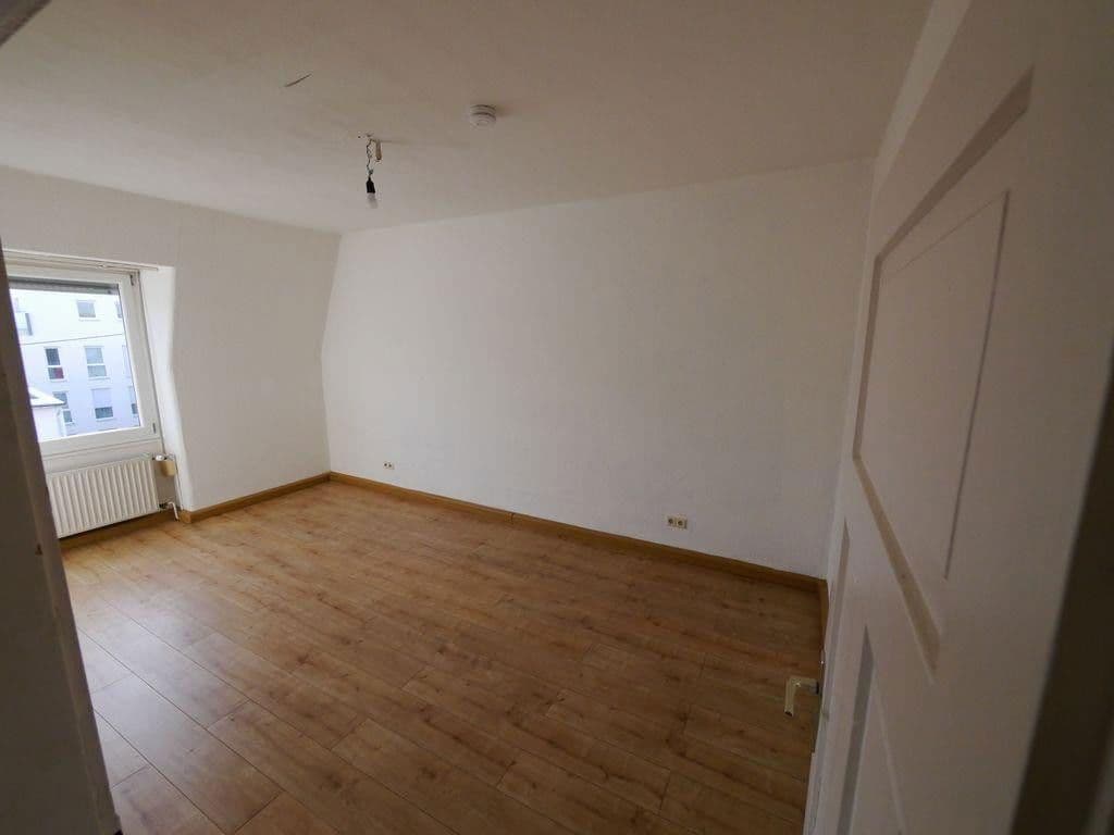 2 bedroom flat to rent, 52 m², Frankfurt/M.-Nied, Hesse 2 bedroom flat to rent, 52 m², Frankfurt/M.-Nied, Hesse