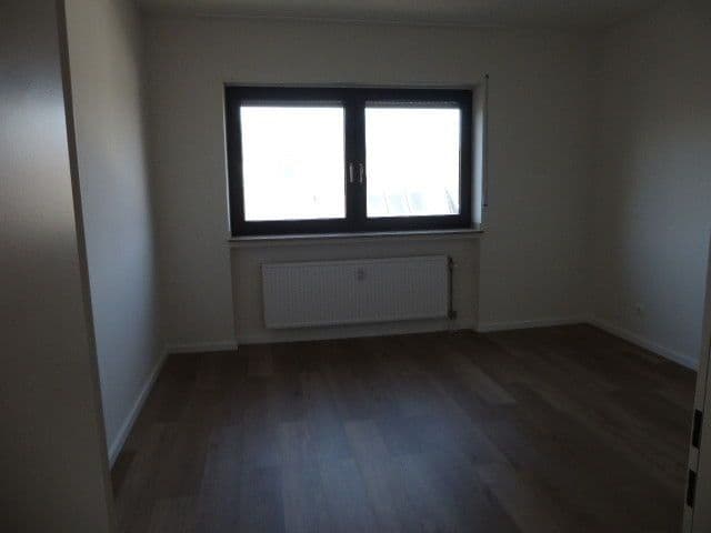 4 bedroom flat to rent, 100 m², Blumenstr. 28, Mönchengladbach, North Rhine-Westphalia 4 bedroom flat to rent, 100 m², Blumenstr. 28, Mönchengladbach, North Rhine-Westphalia