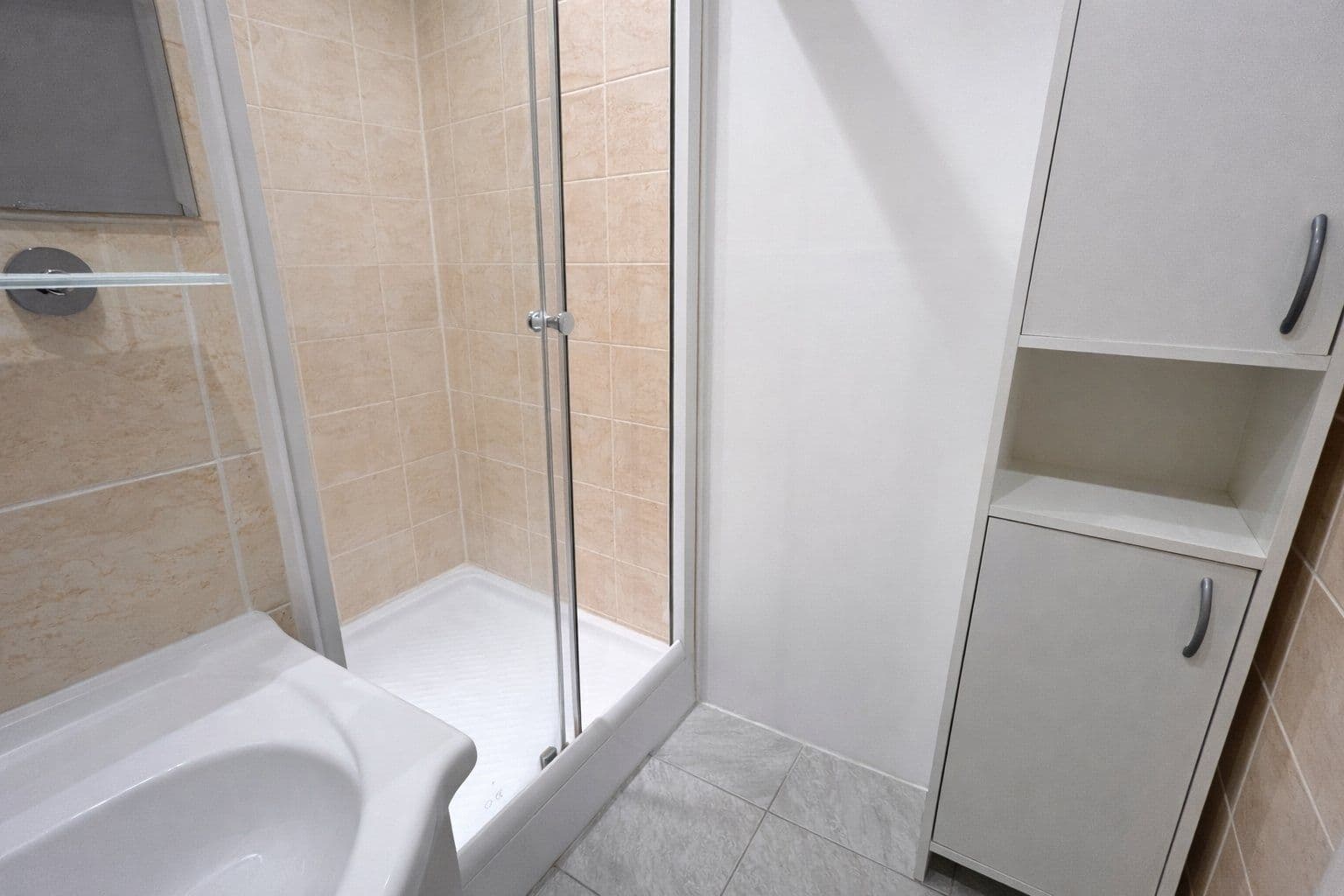 1 bedroom with open-plan kitchen flat to rent, 39 m², Švédská, Kladno, Středočeský Region 1 bedroom with open-plan kitchen flat to rent, 39 m², Švédská, Kladno, Středočeský Region