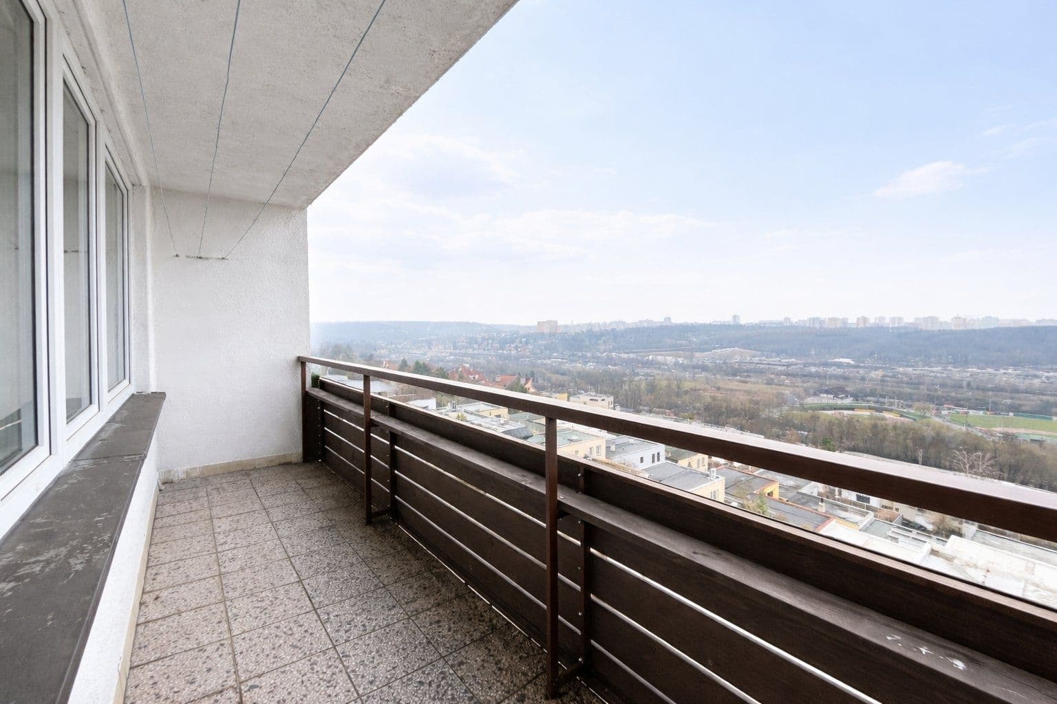 2 bedroom with open-plan kitchen flat to rent, 87 m², Točitá, Prague, Prague 2 bedroom with open-plan kitchen flat to rent, 87 m², Točitá, Prague, Prague