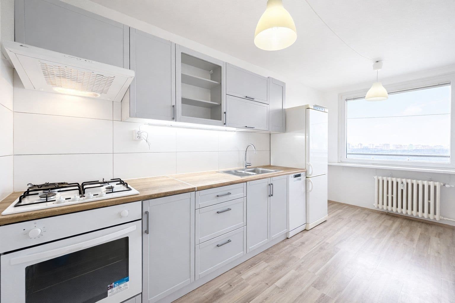 2 bedroom with open-plan kitchen flat to rent, 87 m², Točitá, Prague, Prague 2 bedroom with open-plan kitchen flat to rent, 87 m², Točitá, Prague, Prague