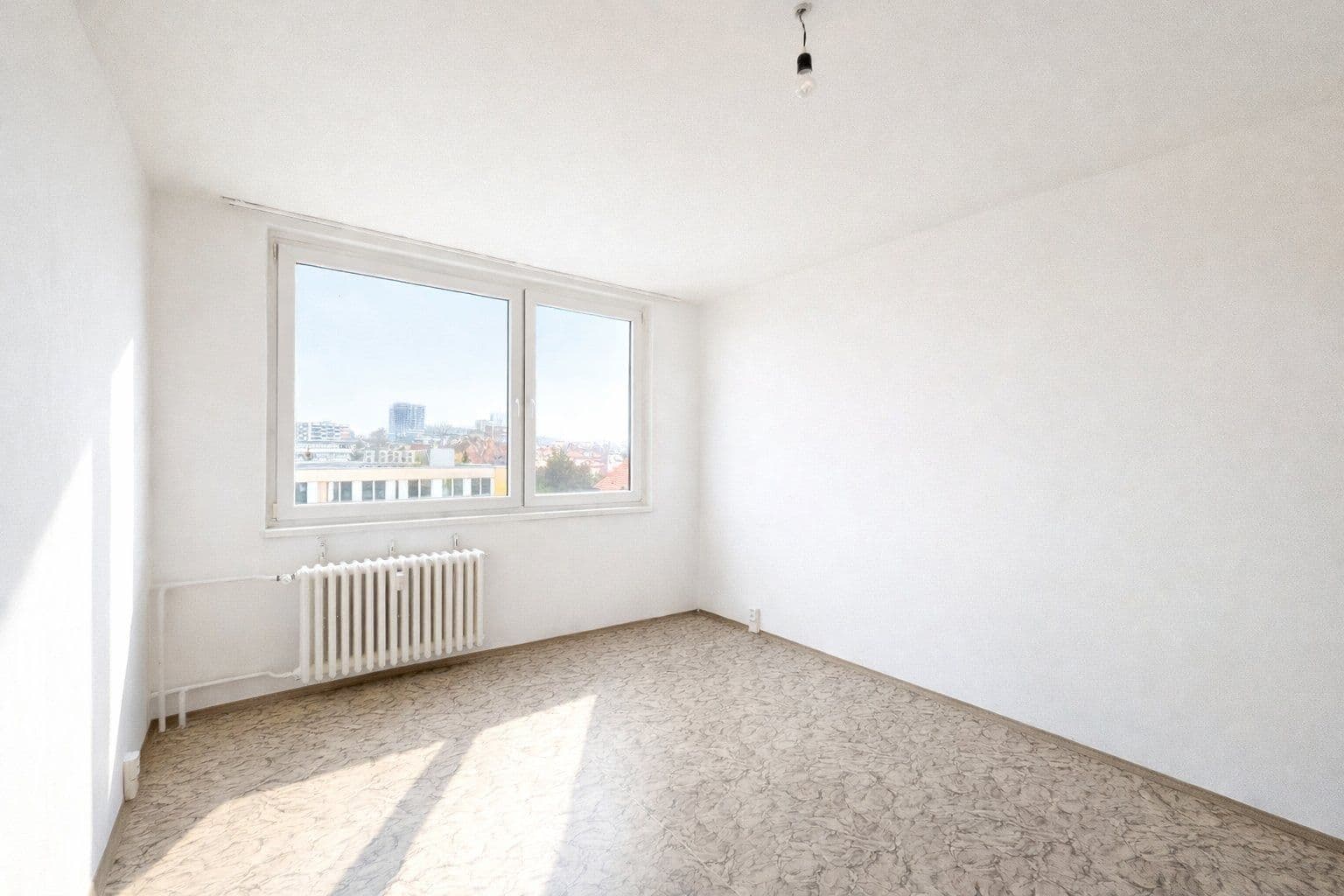 2 bedroom with open-plan kitchen flat to rent, 87 m², Točitá, Prague, Prague 2 bedroom with open-plan kitchen flat to rent, 87 m², Točitá, Prague, Prague