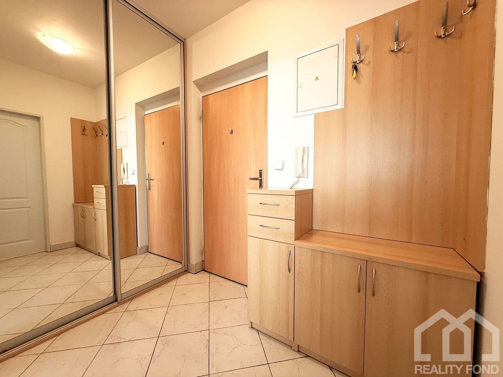 1 bedroom with open-plan kitchen flat to rent, 43 m², Přípotoční, Prague, Prague 1 bedroom with open-plan kitchen flat to rent, 43 m², Přípotoční, Prague, Prague