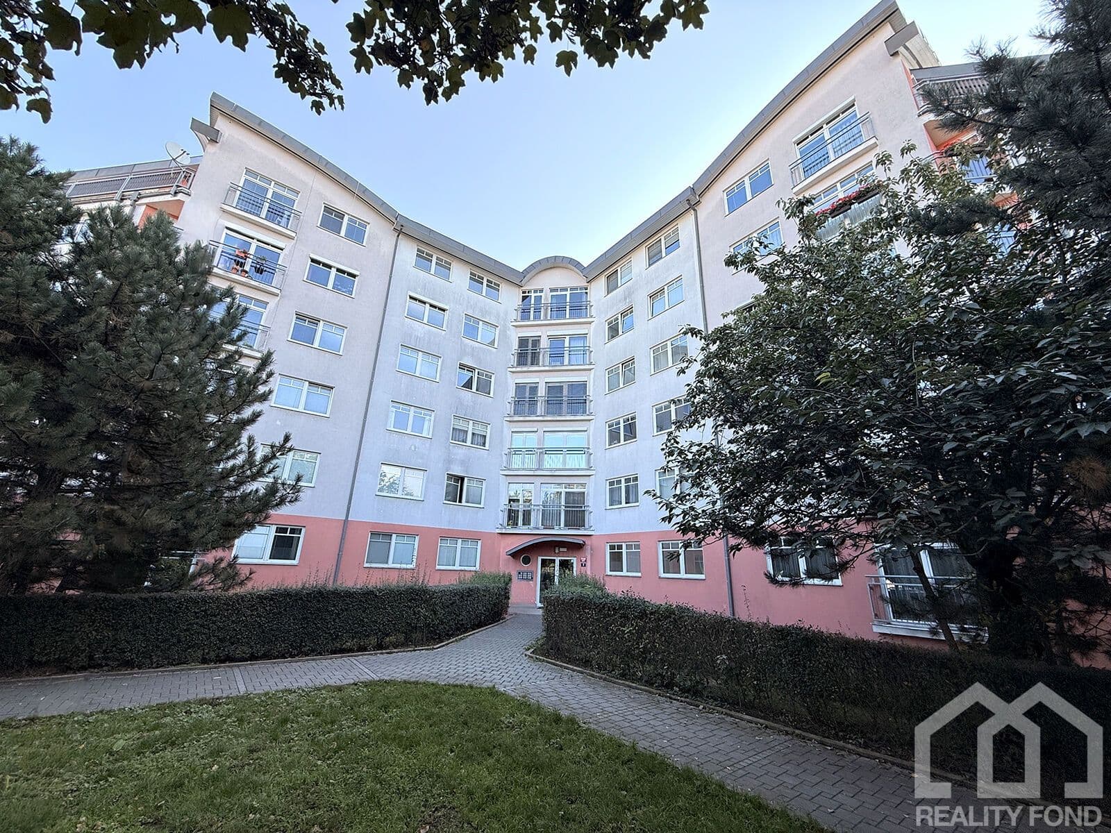 1 bedroom with open-plan kitchen flat to rent, 43 m², Přípotoční, Prague, Prague 1 bedroom with open-plan kitchen flat to rent, 43 m², Přípotoční, Prague, Prague