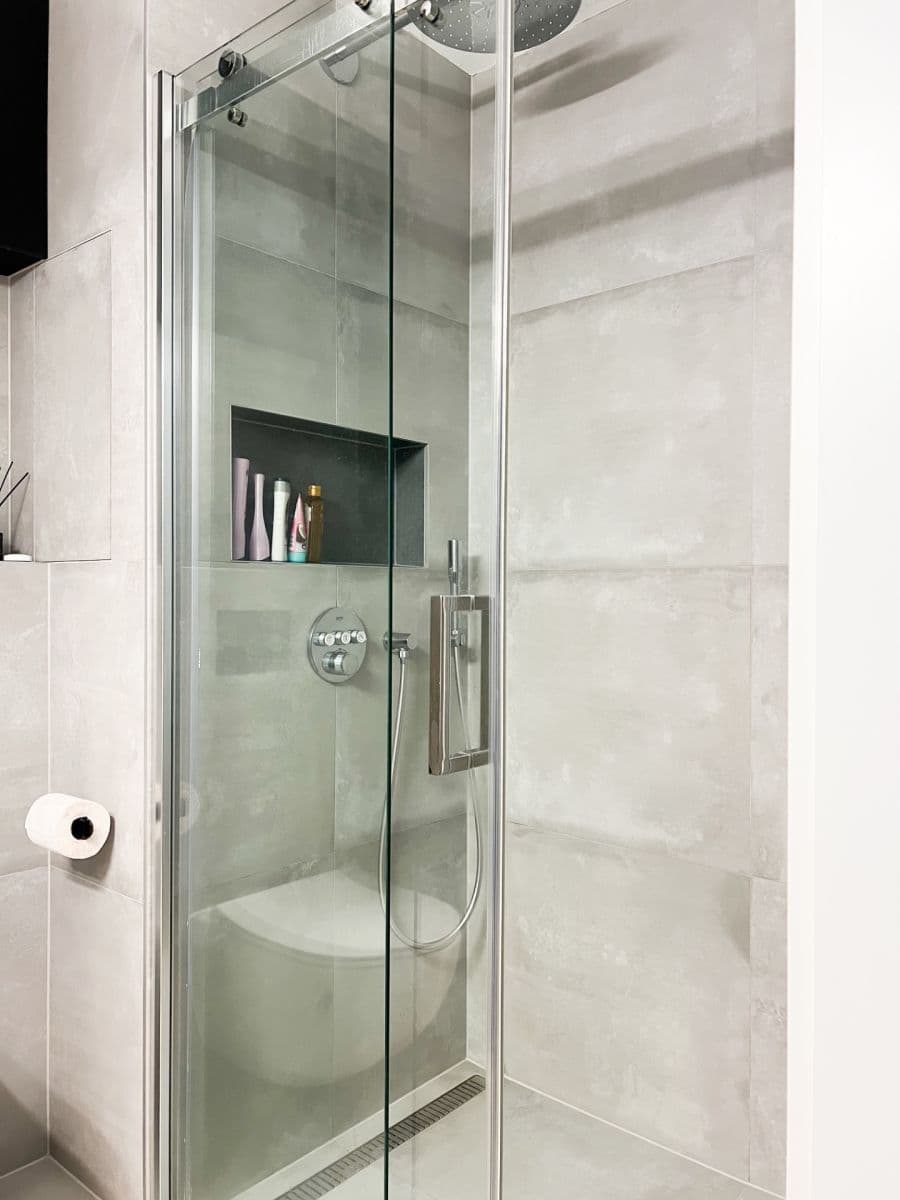 2 bedroom with open-plan kitchen flat to rent, 55 m², Angolská, Prague, Prague 2 bedroom with open-plan kitchen flat to rent, 55 m², Angolská, Prague, Prague