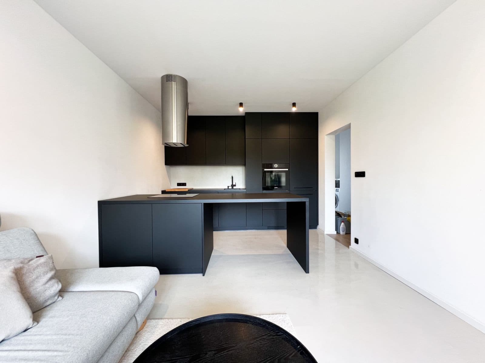 2 bedroom with open-plan kitchen flat to rent, 55 m², Angolská, Prague, Prague 2 bedroom with open-plan kitchen flat to rent, 55 m², Angolská, Prague, Prague