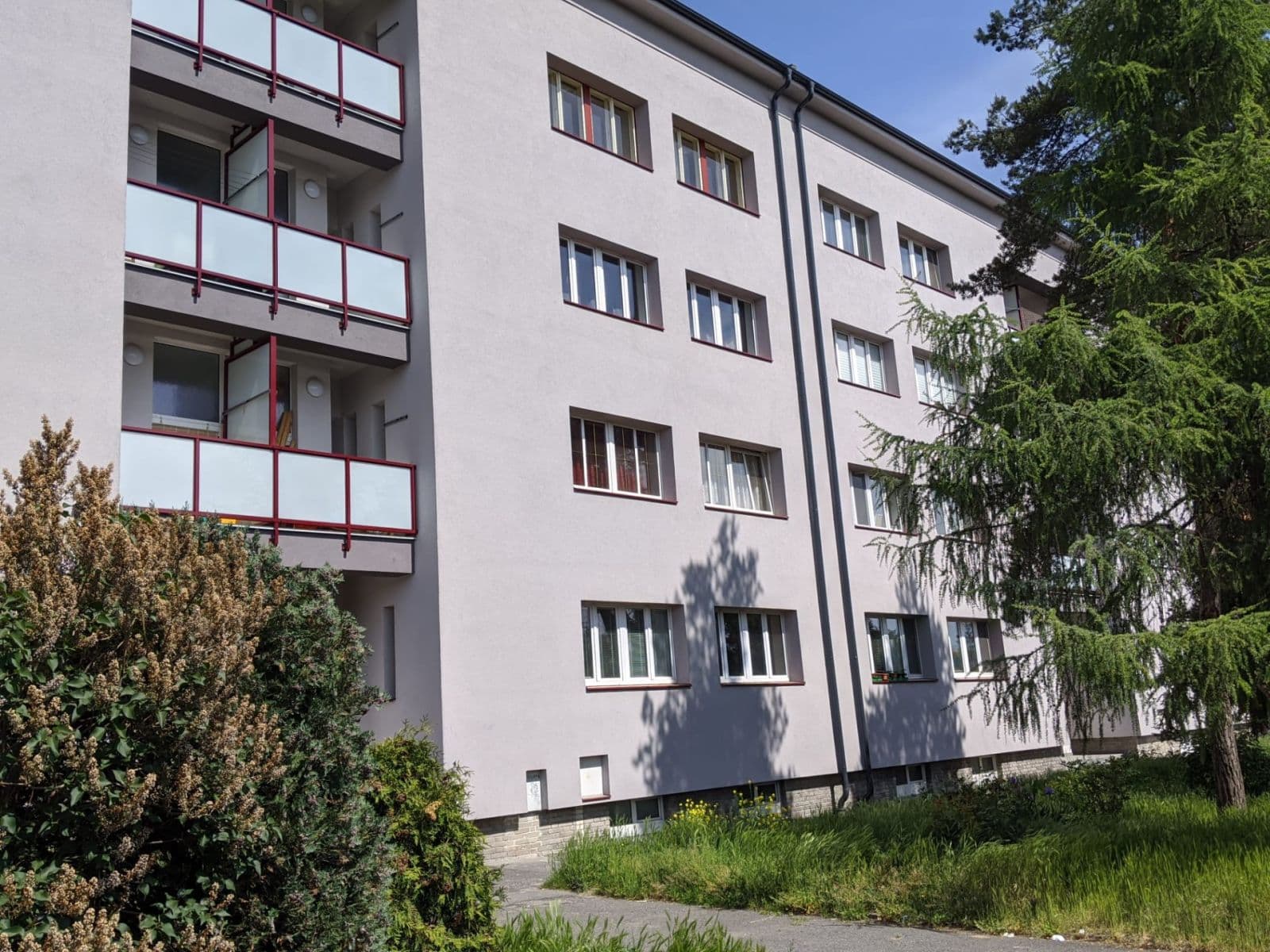 1 bedroom with open-plan kitchen flat to rent, 62 m², Josefa Čapka, Kladno, Středočeský Region 1 bedroom with open-plan kitchen flat to rent, 62 m², Josefa Čapka, Kladno, Středočeský Region