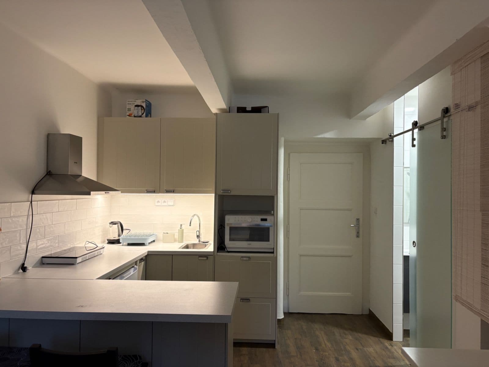 Studio flat to rent, 20 m², V Úvalu, Prague, Prague Studio flat to rent, 20 m², V Úvalu, Prague, Prague