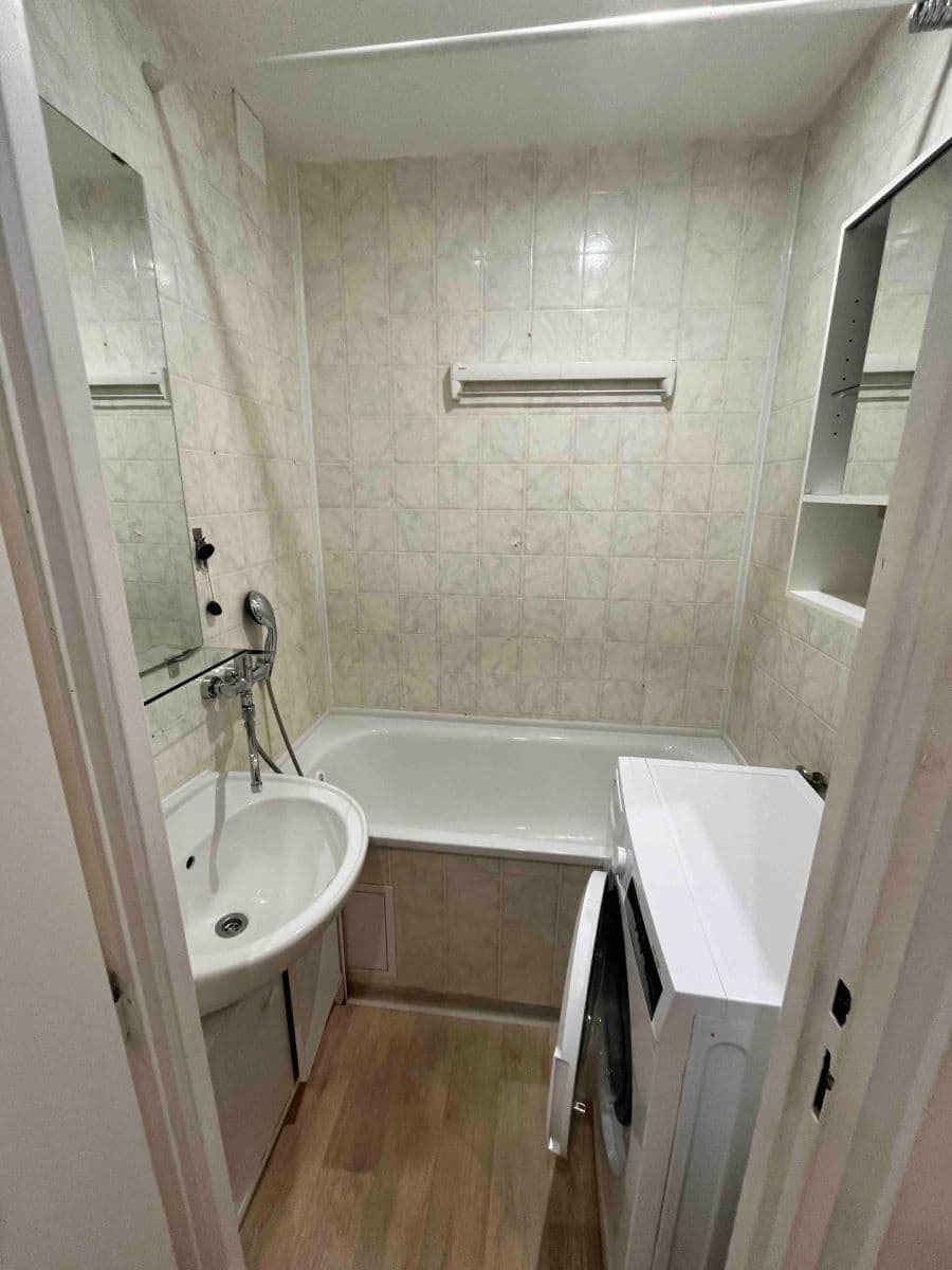 2 bedroom flat to rent, 56 m², Jahodová, Prague, Prague 2 bedroom flat to rent, 56 m², Jahodová, Prague, Prague