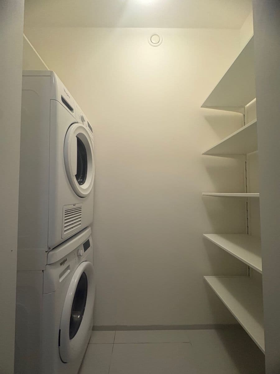 2 bedroom with open-plan kitchen flat to rent, 79 m², Plzeňská, Prague, Prague 2 bedroom with open-plan kitchen flat to rent, 79 m², Plzeňská, Prague, Prague