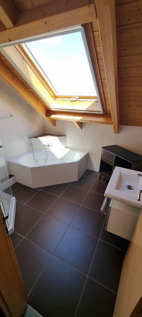 5 bedroom flat for sale, 126 m², Obertraubling, Bavaria 5 bedroom flat for sale, 126 m², Obertraubling, Bavaria