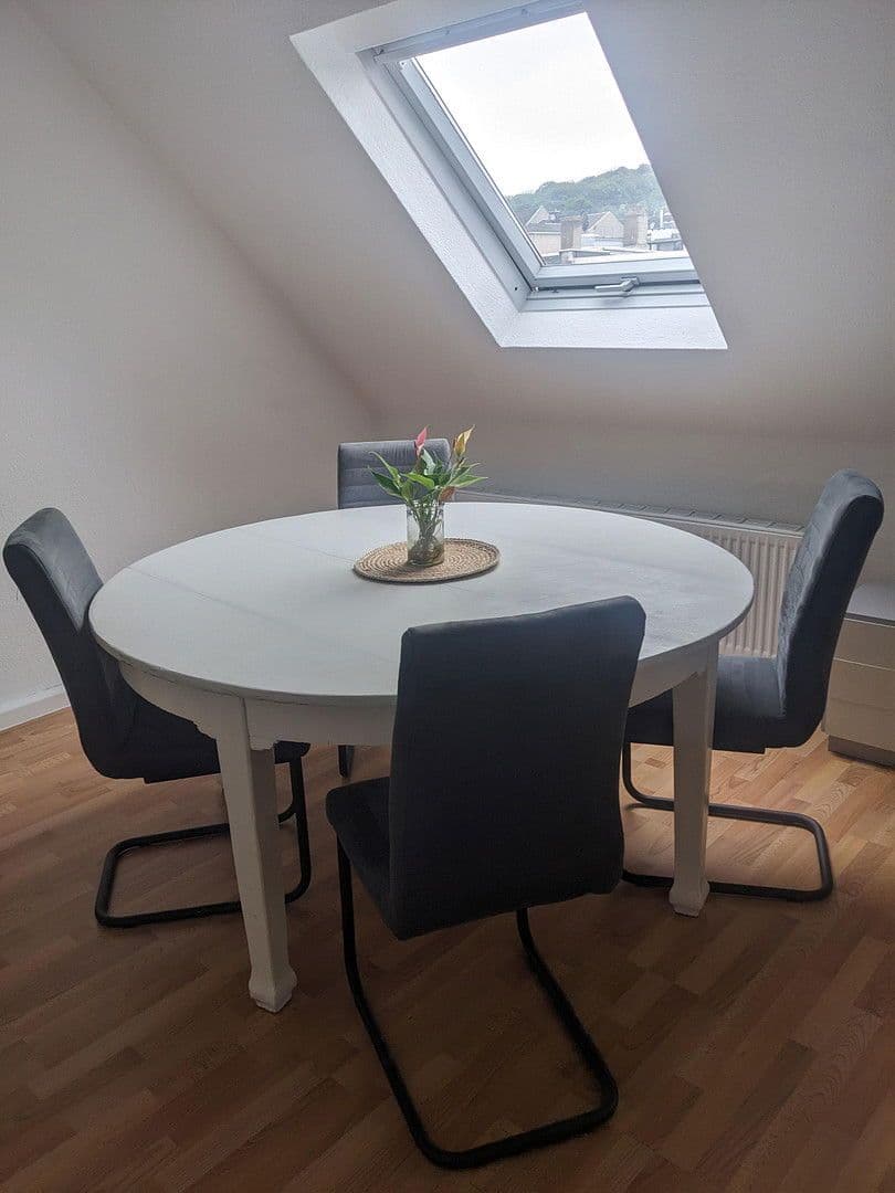 2 bedroom with open-plan kitchen flat to rent, 103 m², Zschochernstraße 19, Gera, Thuringia 2 bedroom with open-plan kitchen flat to rent, 103 m², Zschochernstraße 19, Gera, Thuringia