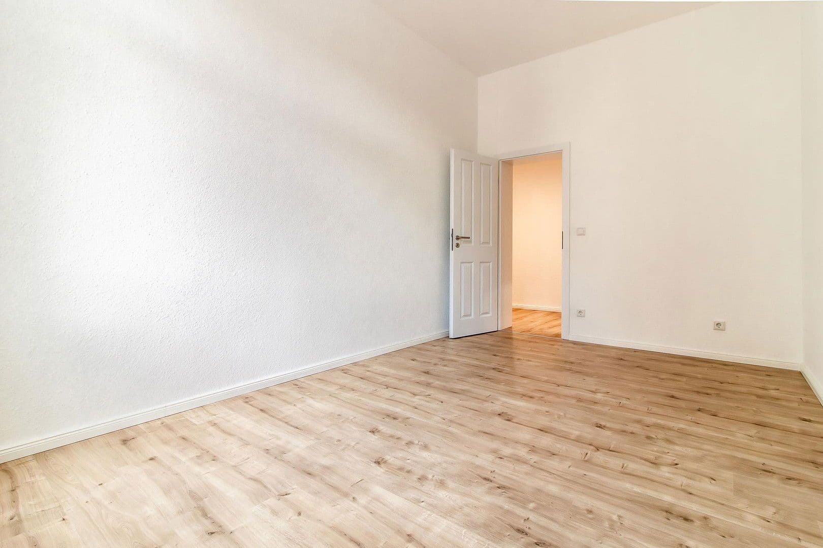 4 bedroom flat for sale, 94 m², Chemnitz, Saxony 4 bedroom flat for sale, 94 m², Chemnitz, Saxony