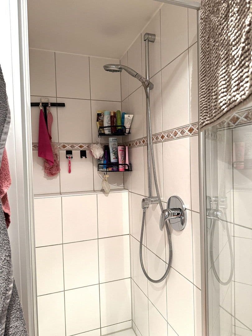 3 bedroom flat to rent, 85 m², Kraienbruch 52, Essen, North Rhine-Westphalia 3 bedroom flat to rent, 85 m², Kraienbruch 52, Essen, North Rhine-Westphalia