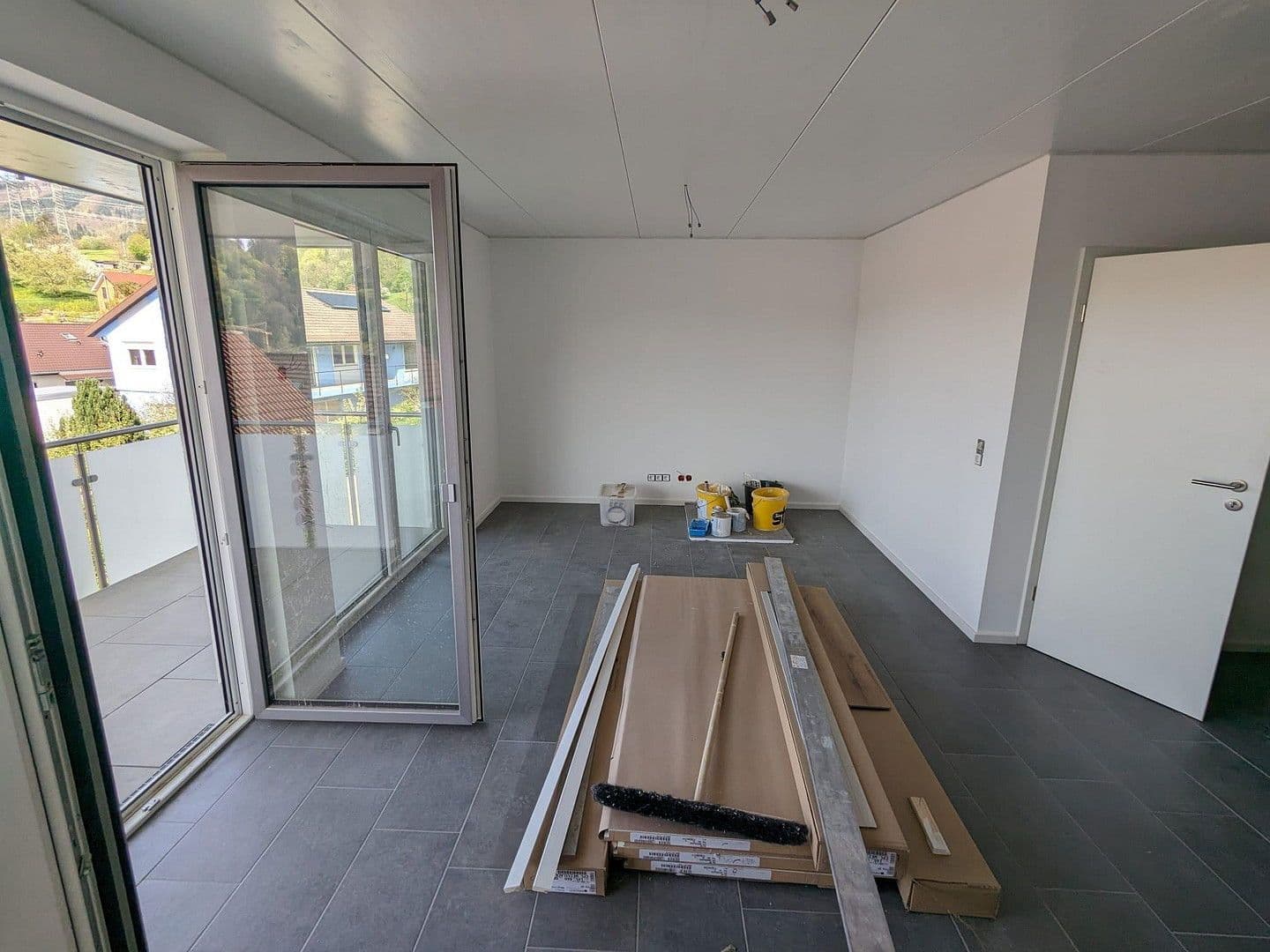 3 bedroom with open-plan kitchen flat to rent, 120 m², Wehr, Baden-Württemberg 3 bedroom with open-plan kitchen flat to rent, 120 m², Wehr, Baden-Württemberg