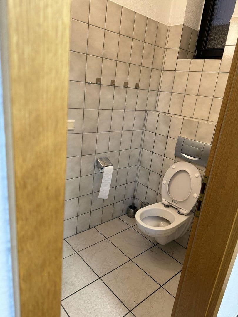 office to rent, 90 m², Duisburg, North Rhine-Westphalia office to rent, 90 m², Duisburg, North Rhine-Westphalia