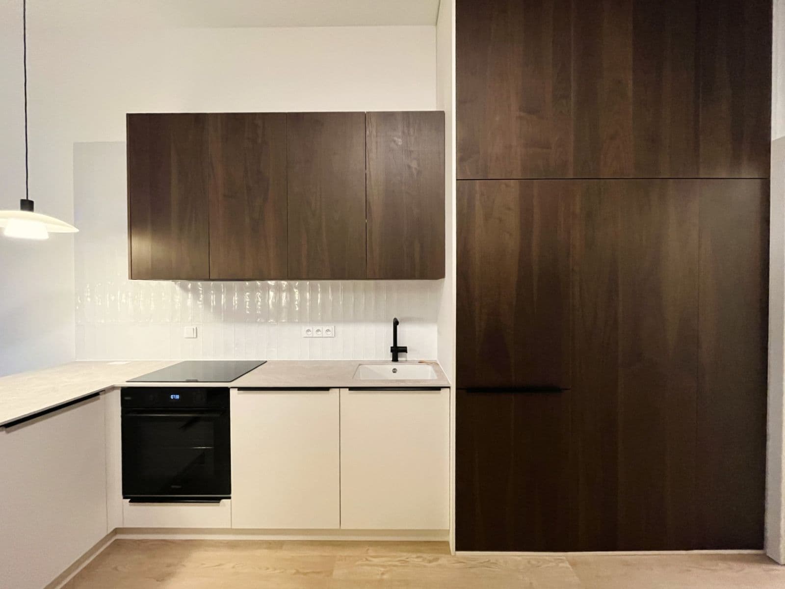 Studio flat to rent, 39 m², třída Generála Píky, Brno, Jihomoravský Region Studio flat to rent, 39 m², třída Generála Píky, Brno, Jihomoravský Region