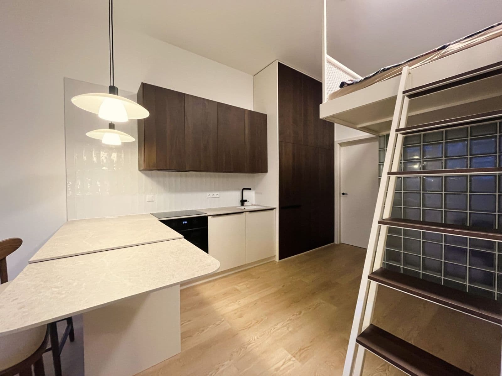 Studio flat to rent, 39 m², třída Generála Píky, Brno, Jihomoravský Region Studio flat to rent, 39 m², třída Generála Píky, Brno, Jihomoravský Region