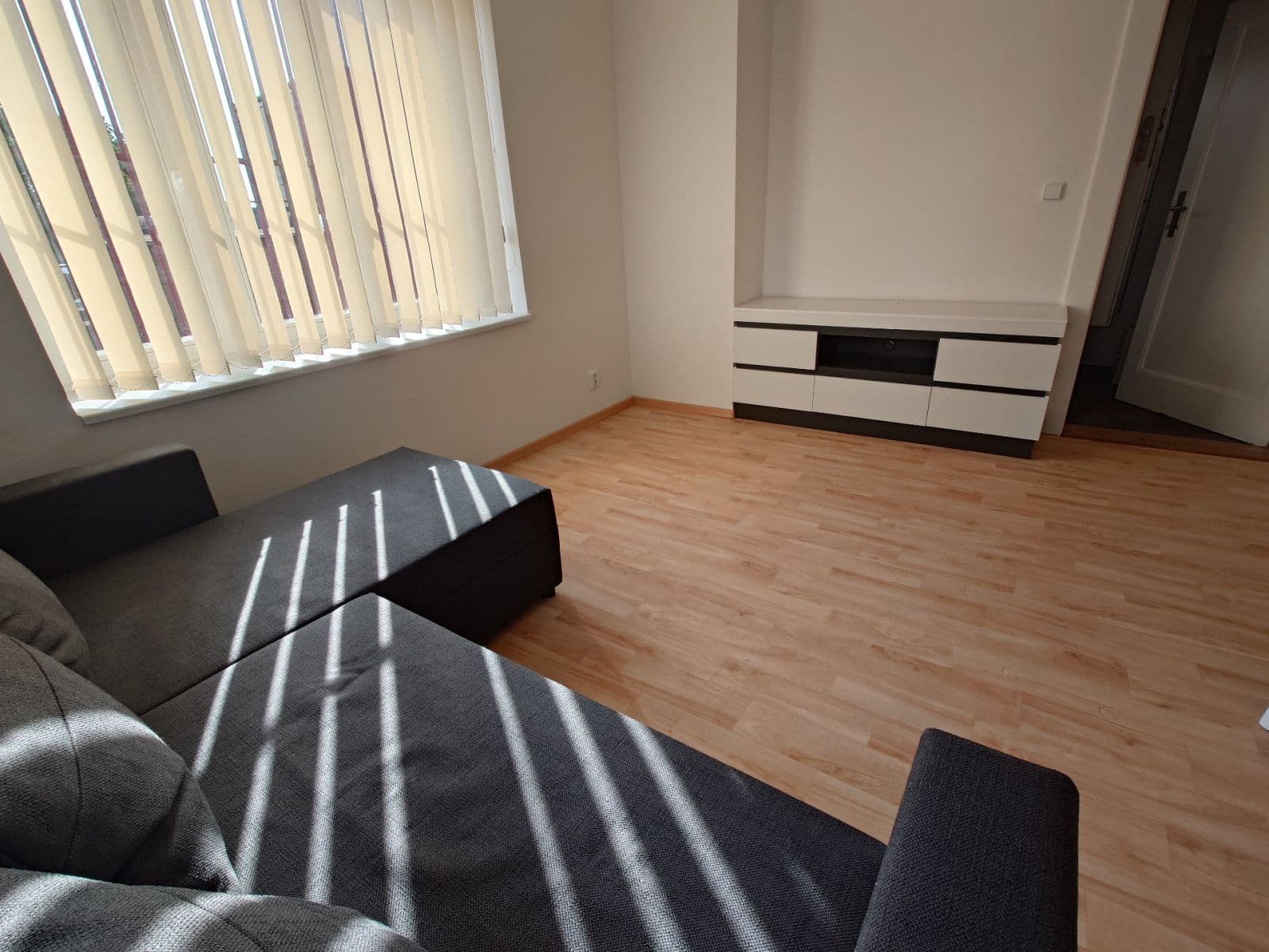 1 bedroom with open-plan kitchen flat to rent, 50 m², Franty Kocourka, Prague, Prague 1 bedroom with open-plan kitchen flat to rent, 50 m², Franty Kocourka, Prague, Prague