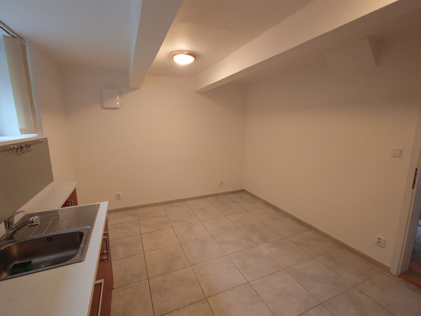 1 bedroom with open-plan kitchen flat to rent, 50 m², Franty Kocourka, Prague, Prague 1 bedroom with open-plan kitchen flat to rent, 50 m², Franty Kocourka, Prague, Prague