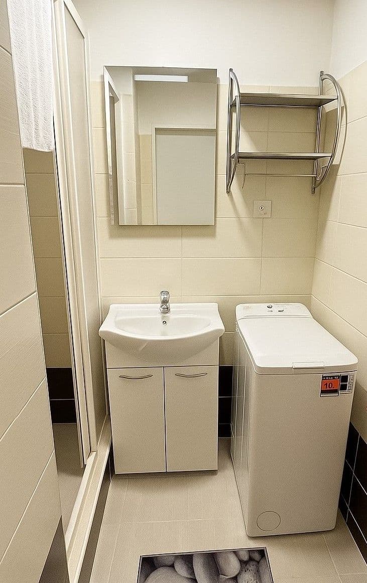 Studio flat to rent, 30 m², Ostravská, Kladno, Středočeský Region Studio flat to rent, 30 m², Ostravská, Kladno, Středočeský Region