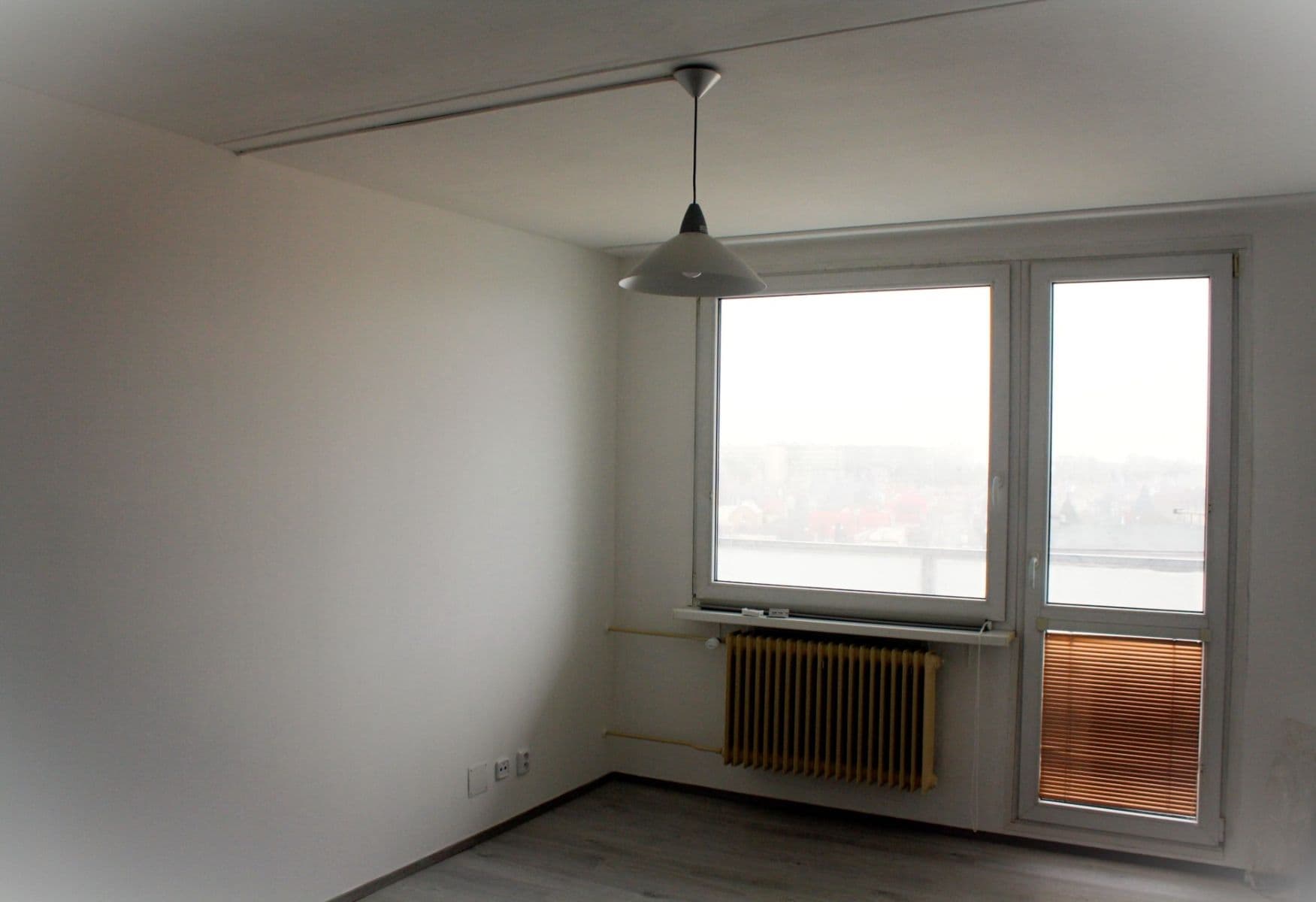 1 bedroom with open-plan kitchen flat to rent, 47 m², Děčínská, Kladno, Středočeský Region 1 bedroom with open-plan kitchen flat to rent, 47 m², Děčínská, Kladno, Středočeský Region