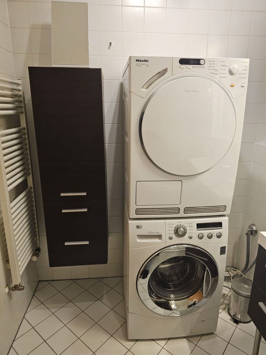 2 bedroom flat to rent, 82 m², U Zvonařky, Prague, Prague 2 bedroom flat to rent, 82 m², U Zvonařky, Prague, Prague