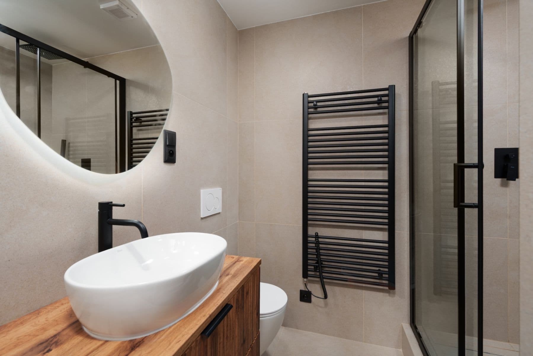 2 bedroom with open-plan kitchen flat for sale, 75 m², Alfonse Muchy, Litoměřice, Ústecký Region 2 bedroom with open-plan kitchen flat for sale, 75 m², Alfonse Muchy, Litoměřice, Ústecký Region