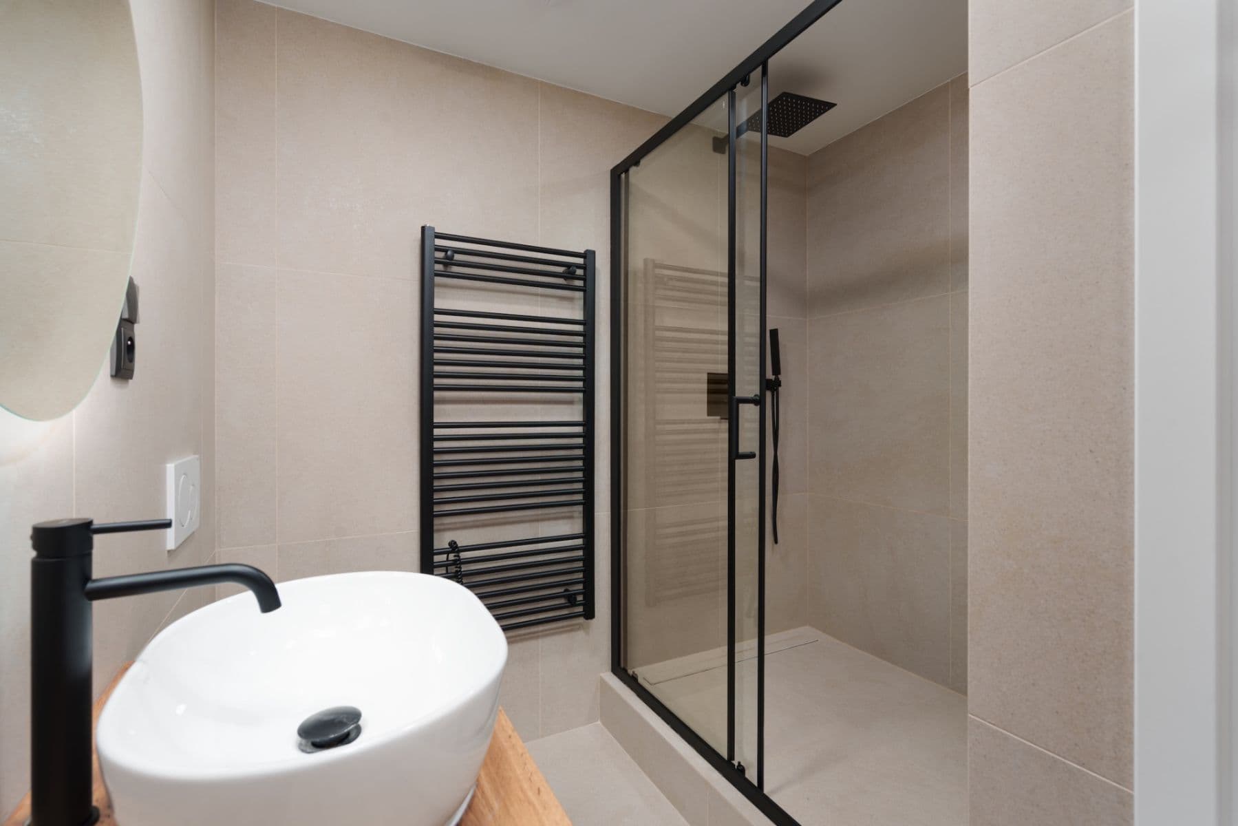 2 bedroom with open-plan kitchen flat for sale, 75 m², Alfonse Muchy, Litoměřice, Ústecký Region 2 bedroom with open-plan kitchen flat for sale, 75 m², Alfonse Muchy, Litoměřice, Ústecký Region