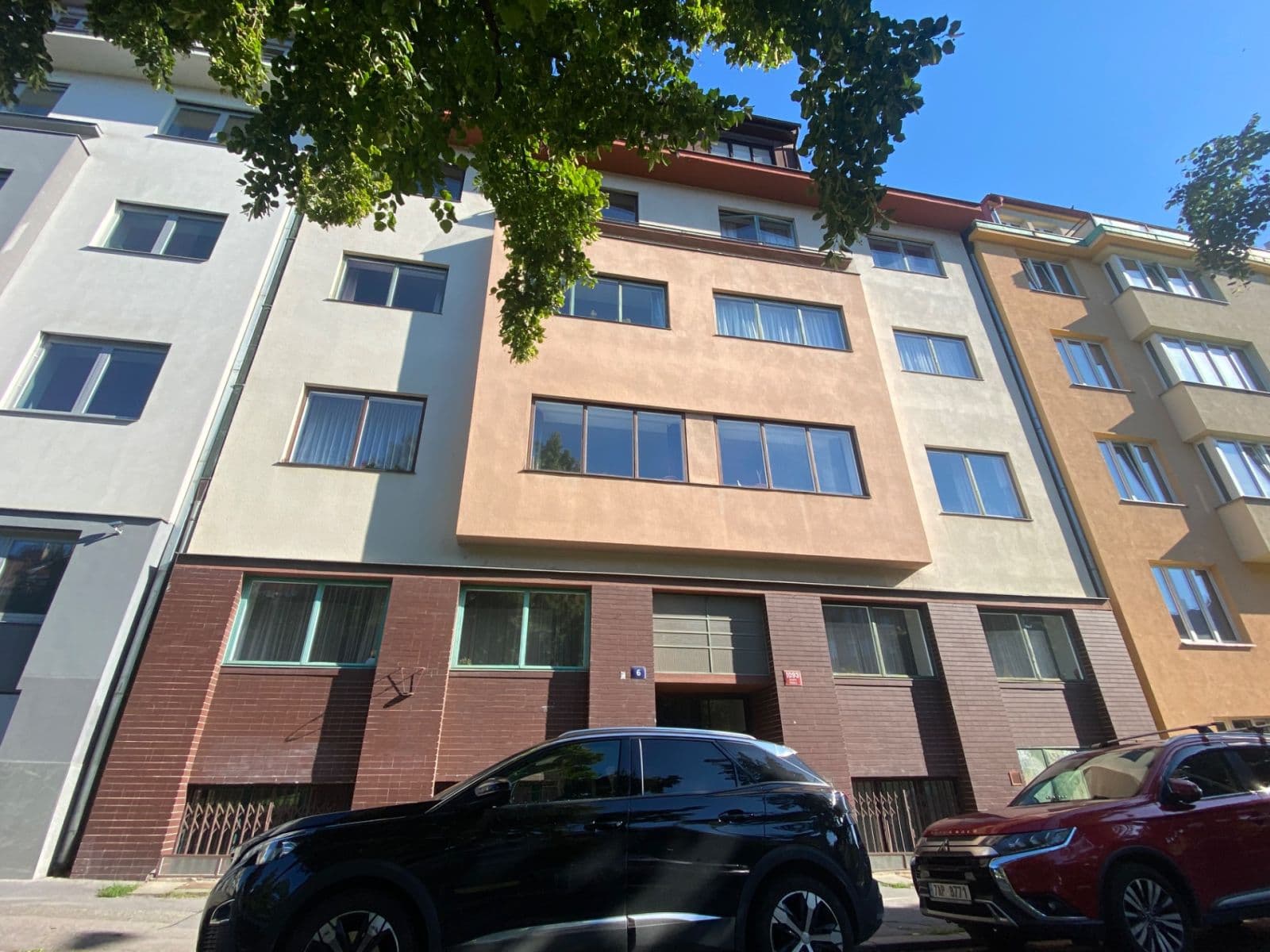 3 bedroom flat to rent, 108 m², Nikoly Tesly, Prague, Prague 3 bedroom flat to rent, 108 m², Nikoly Tesly, Prague, Prague