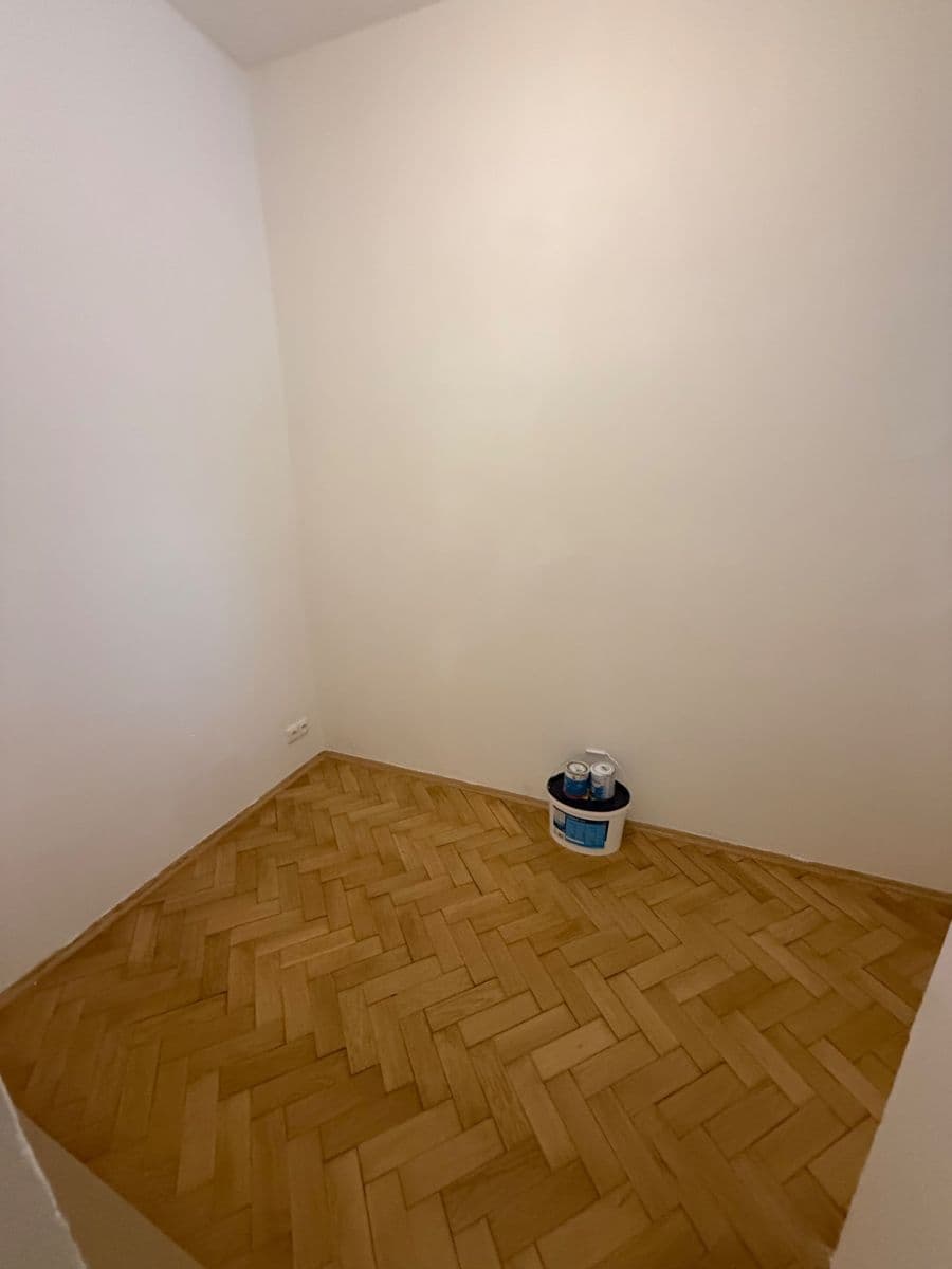 3 bedroom flat to rent, 108 m², Nikoly Tesly, Prague, Prague 3 bedroom flat to rent, 108 m², Nikoly Tesly, Prague, Prague