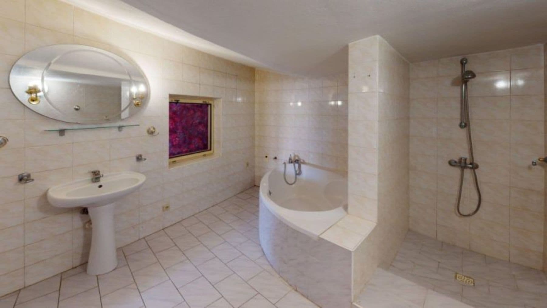 house for sale, 115 m², Zelená, Hradec Králové, Královéhradecký Region house for sale, 115 m², Zelená, Hradec Králové, Královéhradecký Region