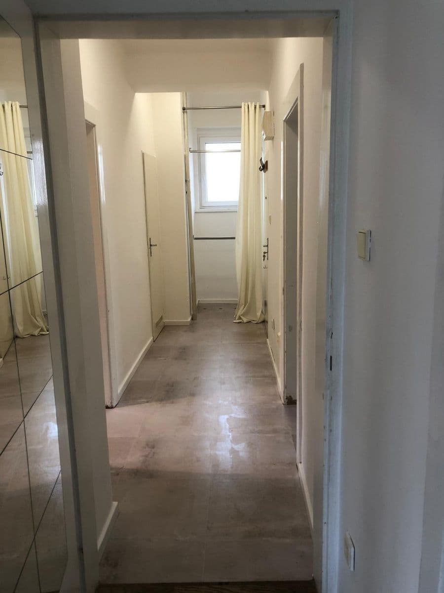 3 bedroom flat to rent, 80 m², Prvomájová, Prague, Prague 3 bedroom flat to rent, 80 m², Prvomájová, Prague, Prague