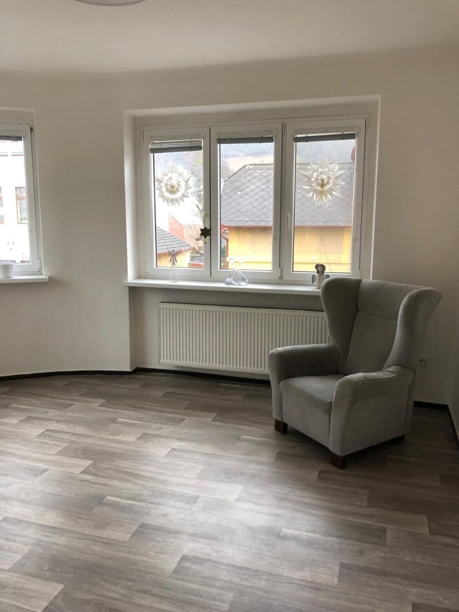 3 bedroom flat to rent, 80 m², Prvomájová, Prague, Prague 3 bedroom flat to rent, 80 m², Prvomájová, Prague, Prague