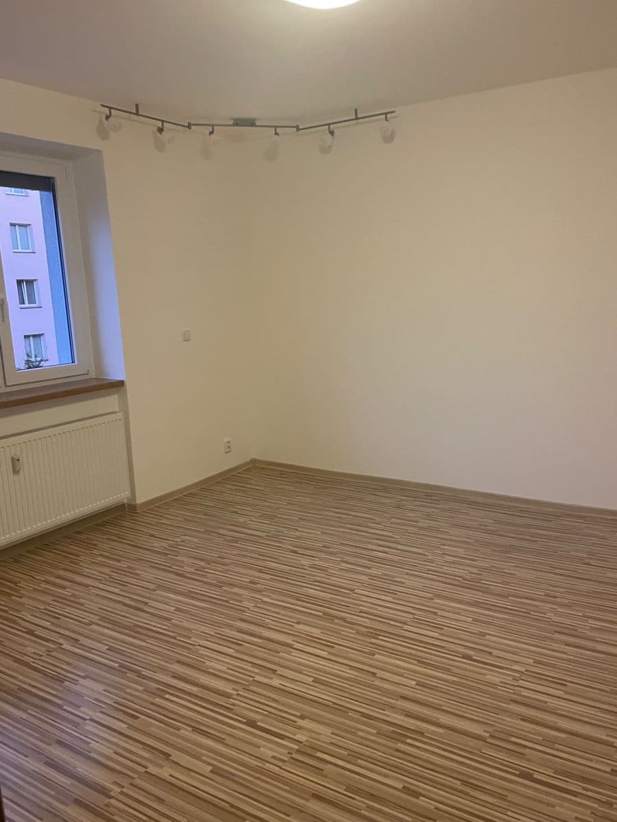 1 bedroom flat to rent, 42 m², Klatovská třída, Plzeň, Plzeňský Region 1 bedroom flat to rent, 42 m², Klatovská třída, Plzeň, Plzeňský Region