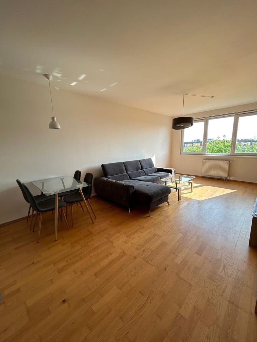 1 bedroom with open-plan kitchen flat to rent, 74 m², Marty Krásové, Prague, Prague 1 bedroom with open-plan kitchen flat to rent, 74 m², Marty Krásové, Prague, Prague