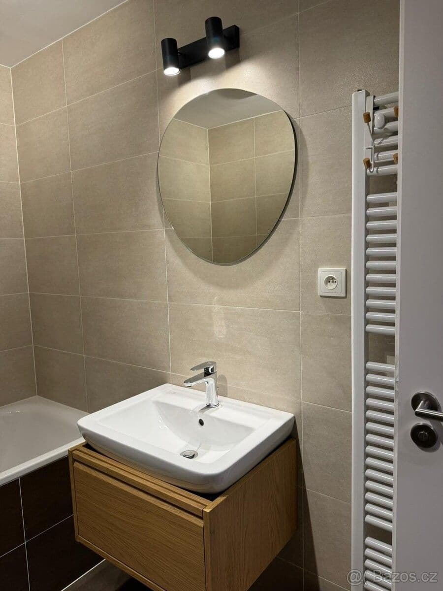 Studio flat to rent, 40 m², Olgy Havlové, Prague, Prague Studio flat to rent, 40 m², Olgy Havlové, Prague, Prague