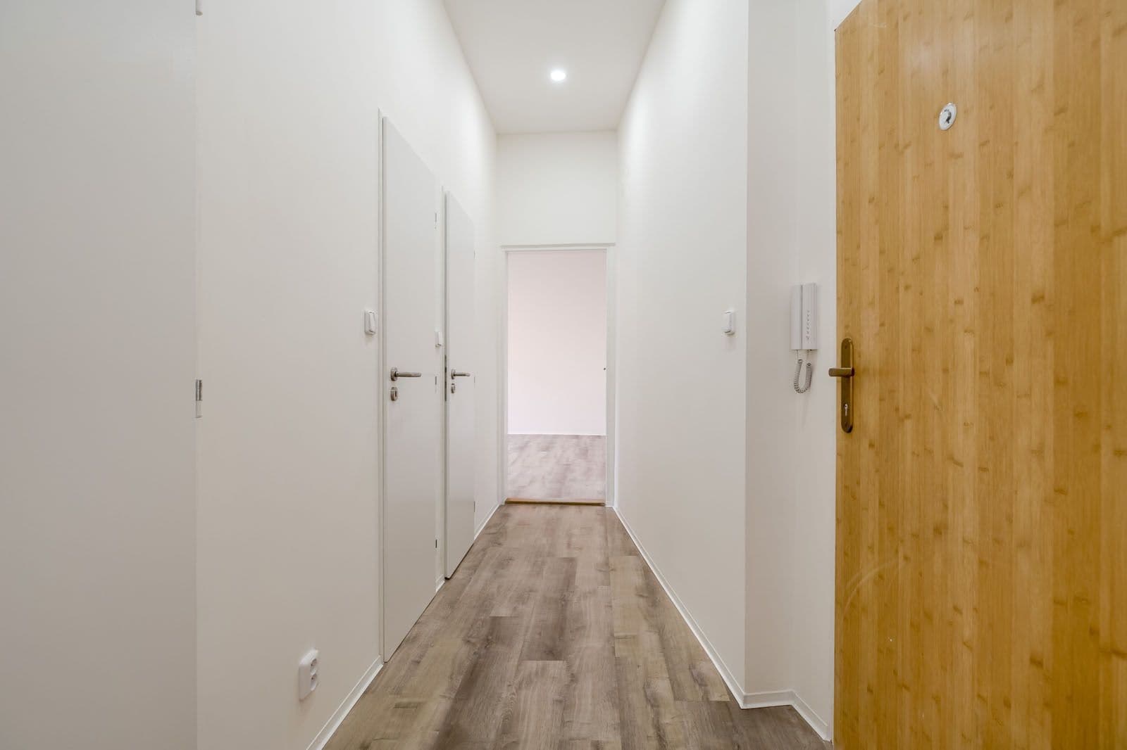 2 bedroom flat to rent, 82 m², Železná, Ústí nad Labem, Ústecký Region 2 bedroom flat to rent, 82 m², Železná, Ústí nad Labem, Ústecký Region