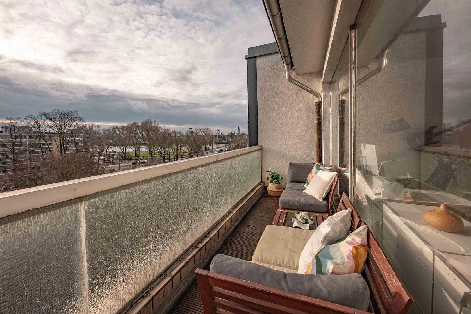 5 bedroom flat to rent, 24 m², Deutzer Freiheit 51, Köln, North Rhine-Westphalia 5 bedroom flat to rent, 24 m², Deutzer Freiheit 51, Köln, North Rhine-Westphalia