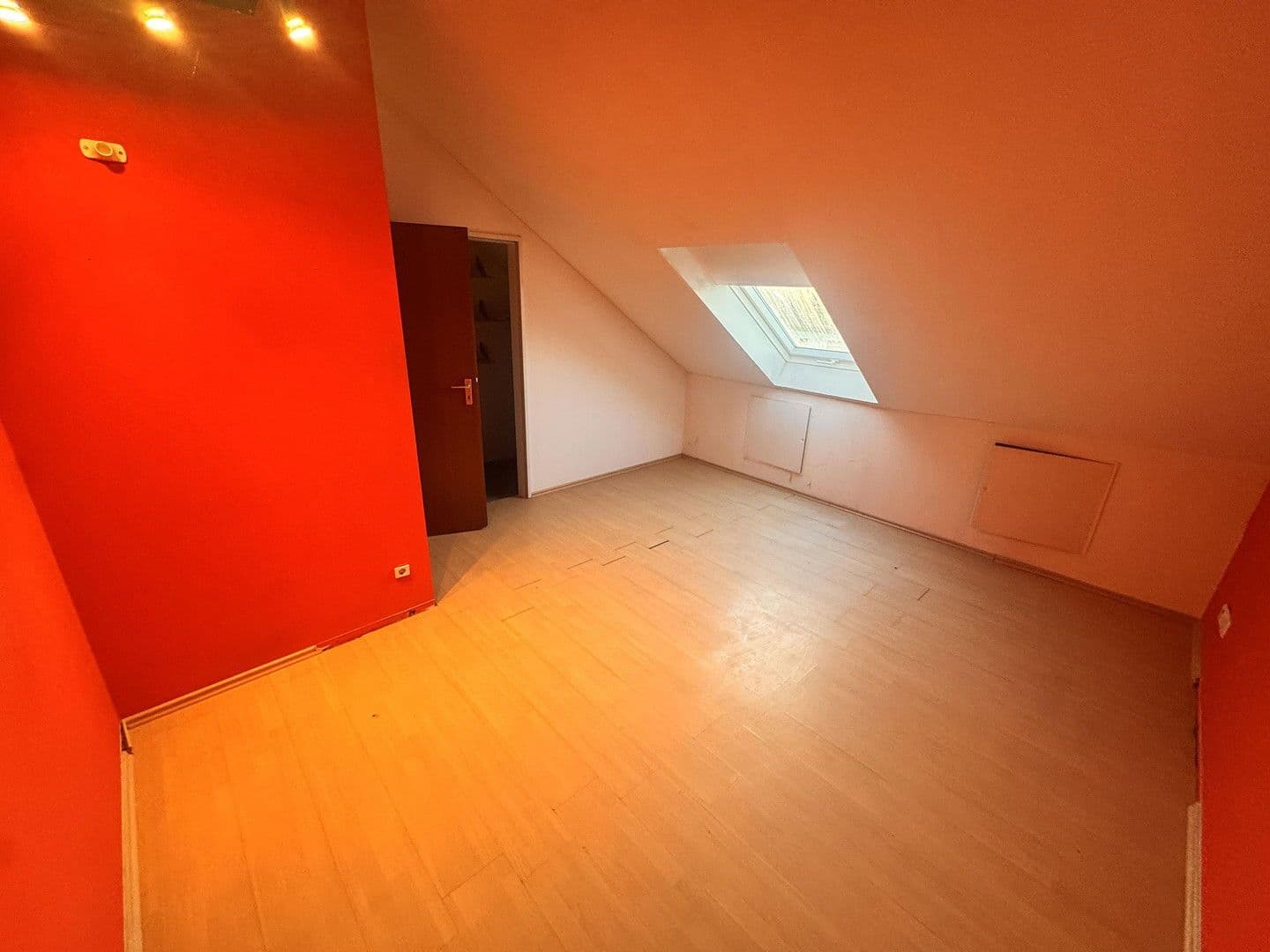 house for sale, 127 m², Düsseldorf, North Rhine-Westphalia house for sale, 127 m², Düsseldorf, North Rhine-Westphalia