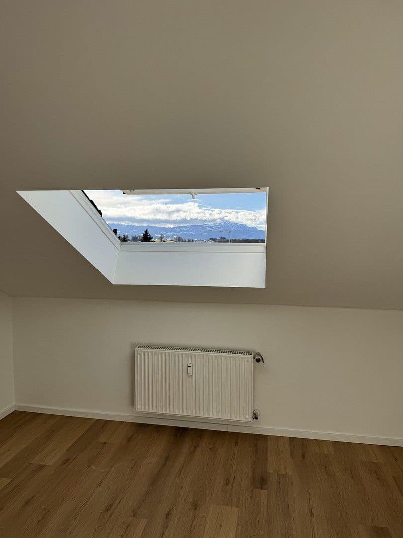 2 bedroom with open-plan kitchen flat for sale, 83 m², Durach, Bavaria 2 bedroom with open-plan kitchen flat for sale, 83 m², Durach, Bavaria