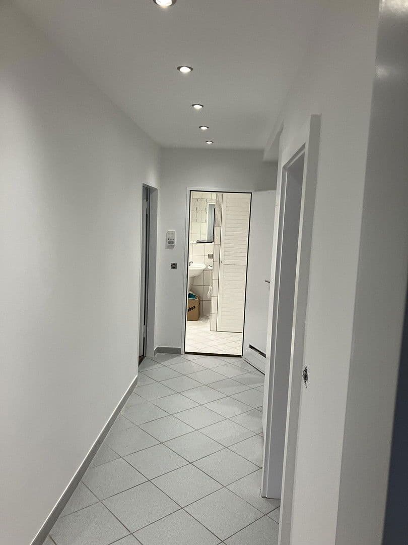 3 bedroom flat to rent, 100 m², Frankfurt, Hesse 3 bedroom flat to rent, 100 m², Frankfurt, Hesse