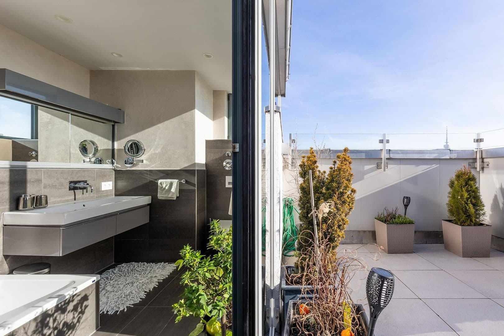 4 bedroom with open-plan kitchen flat for sale, 287 m², München, Bavaria 4 bedroom with open-plan kitchen flat for sale, 287 m², München, Bavaria