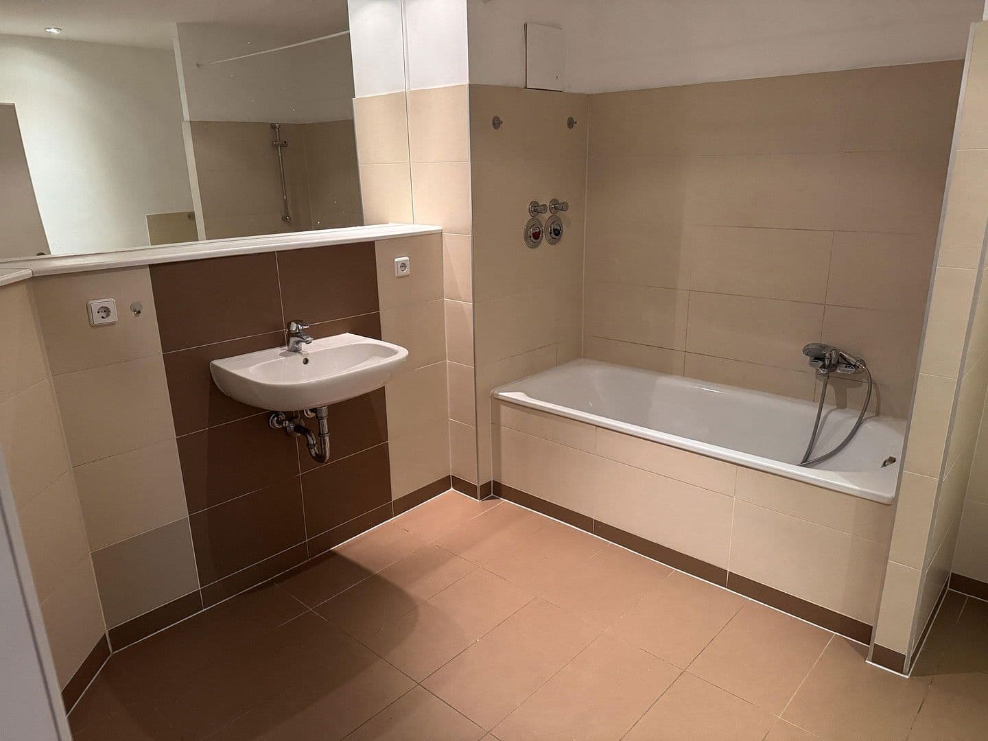 3 bedroom flat for sale, 100 m², Kolberger Straße 11, Berlin, Berlin 3 bedroom flat for sale, 100 m², Kolberger Straße 11, Berlin, Berlin