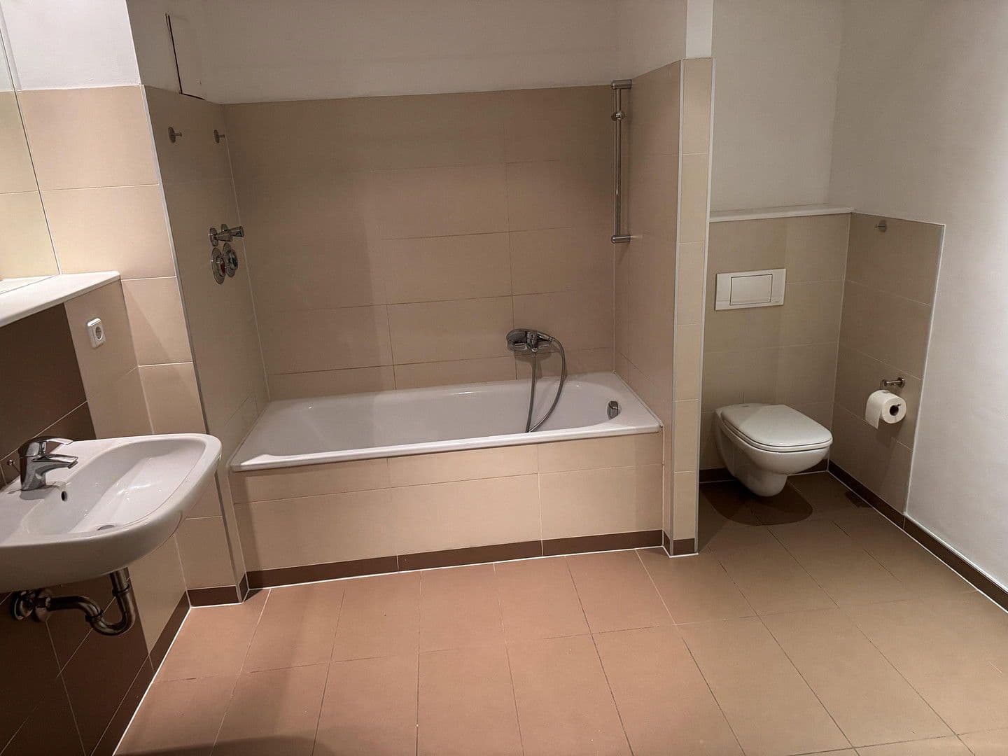 3 bedroom flat for sale, 100 m², Kolberger Straße 11, Berlin, Berlin 3 bedroom flat for sale, 100 m², Kolberger Straße 11, Berlin, Berlin