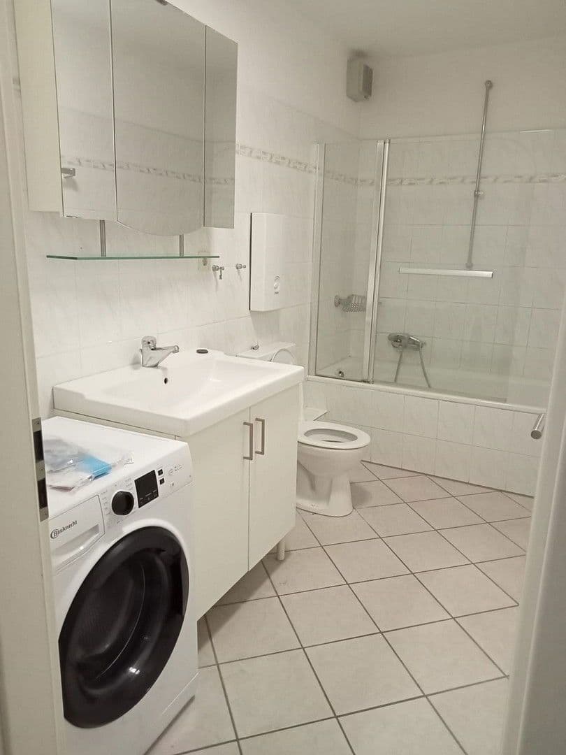 1 bedroom flat to rent, 60 m², Luisenstr. 74, Krefeld, North Rhine-Westphalia 1 bedroom flat to rent, 60 m², Luisenstr. 74, Krefeld, North Rhine-Westphalia