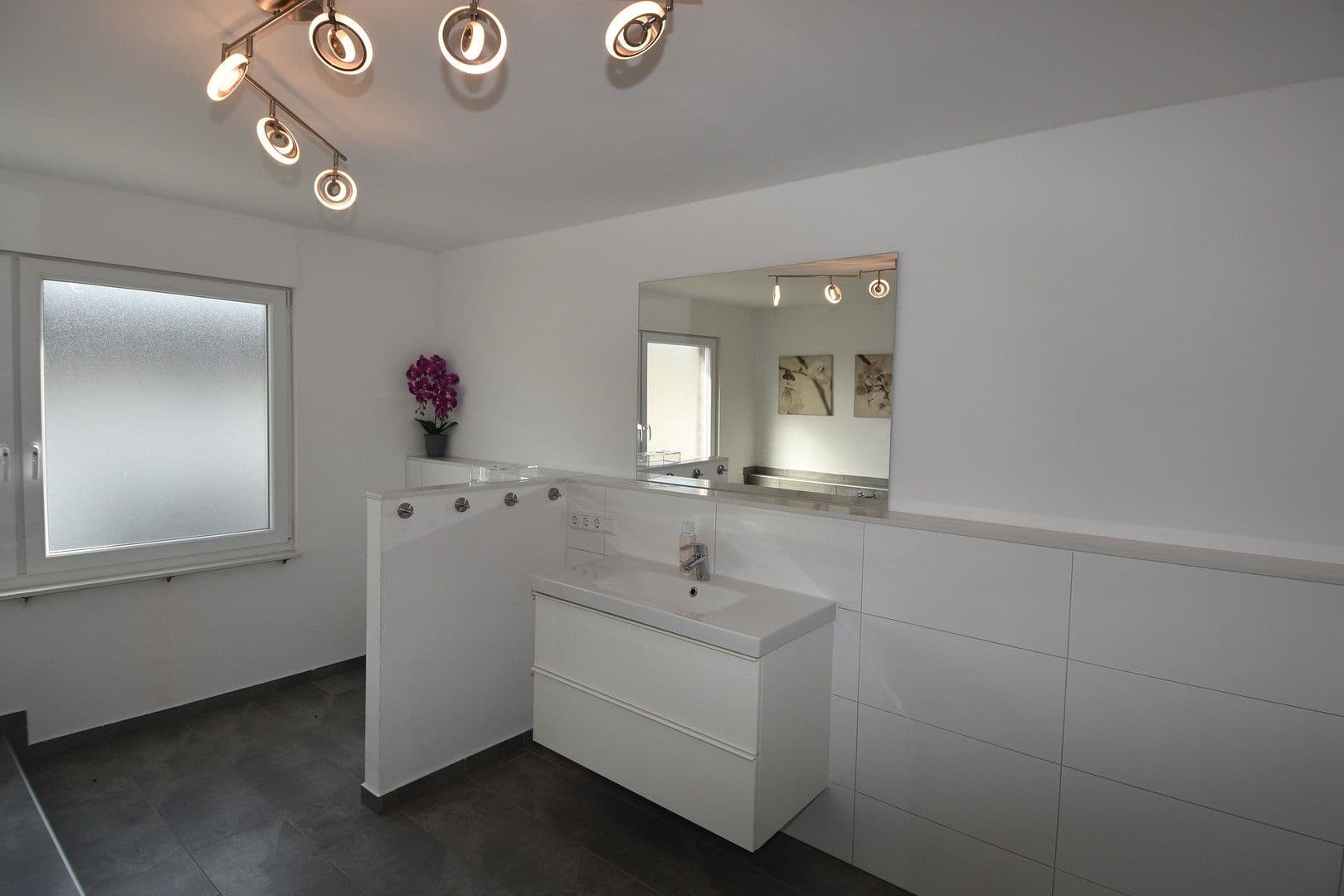 house to rent, 293 m², Leichlingen, North Rhine-Westphalia house to rent, 293 m², Leichlingen, North Rhine-Westphalia