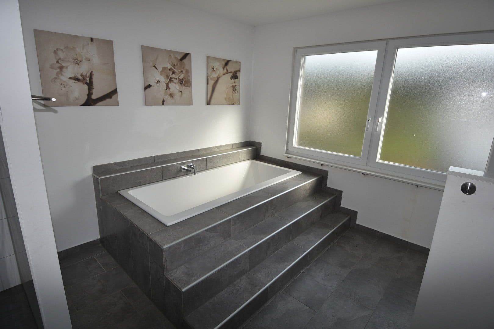 house to rent, 293 m², Leichlingen, North Rhine-Westphalia house to rent, 293 m², Leichlingen, North Rhine-Westphalia