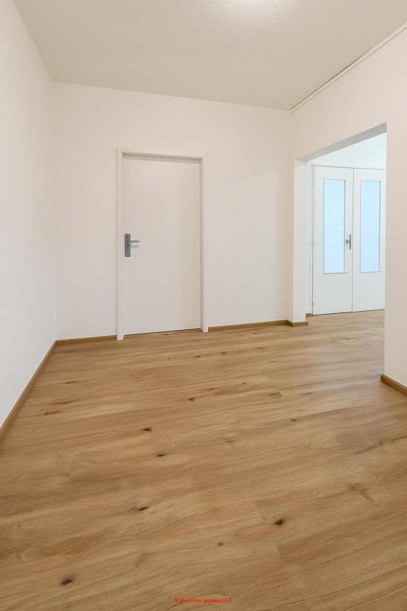 4 bedroom flat to rent, 88 m², Ke Studánce, Orlová, Moravskoslezský Region 4 bedroom flat to rent, 88 m², Ke Studánce, Orlová, Moravskoslezský Region